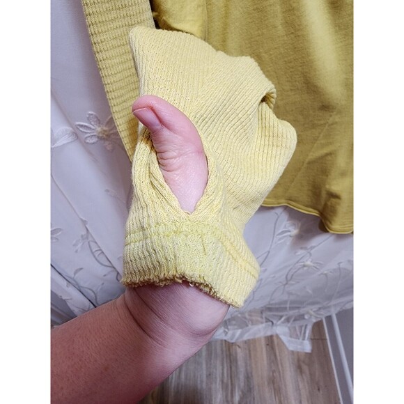 PROJECT SOCIAL T WOMENS LARGE YELLOW SHIRT MUSTARD SCOOP NECK RIBBED THERMAL - Picture 3 of 12